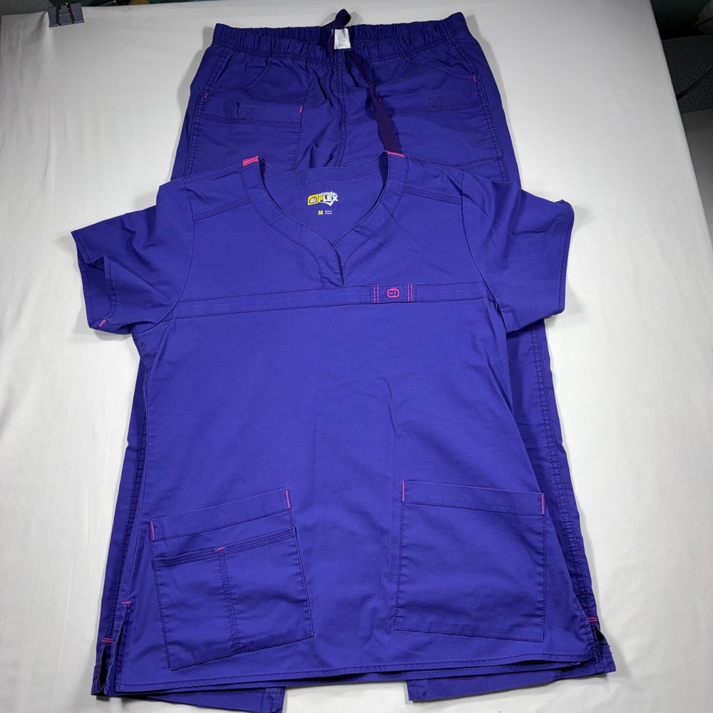 Wink WonderFlex Purple Scrub Set V-Neck Top Medium Cargo Pants Small Petite